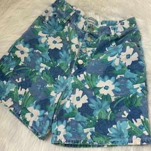 Palmetto’s vintage denim floral shorts sz 9